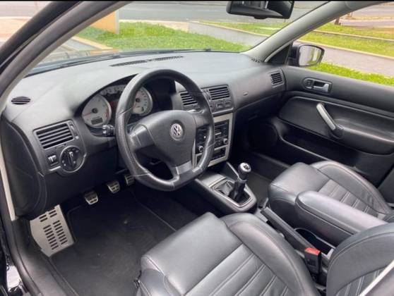 VOLKSWAGEN GOLF 1.6 MI SPORTLINE LIMITED EDITION 8V FLEX 4P MANUAL VOLKSWAGEN GOLF 1.6 MI SPORTLINE LIMITED EDITION 8V FLEX 4P MANUAL